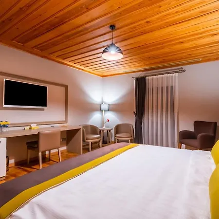 Evimiz Otel *